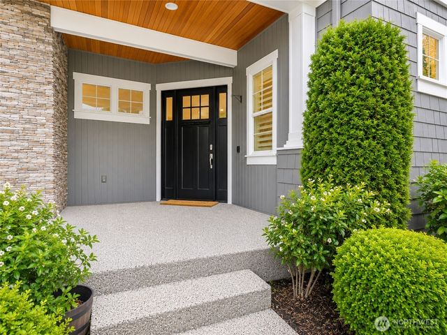 3232 112th Avenue SE, Bellevue, WA 98004