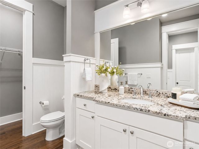 3232 112th Avenue SE, Bellevue, WA 98004