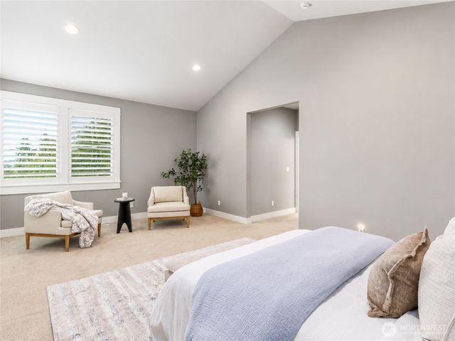 3232 112th Avenue SE, Bellevue, WA 98004