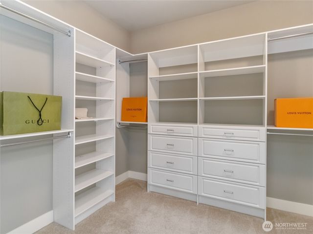 3232 112th Avenue SE, Bellevue, WA 98004