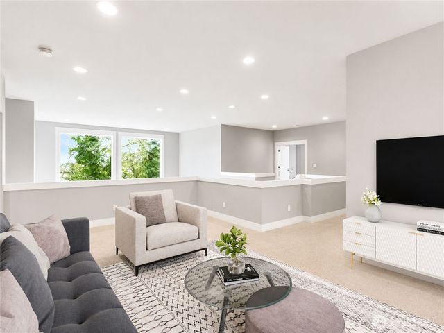3232 112th Avenue SE, Bellevue, WA 98004