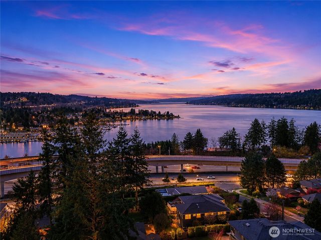 3232 112th Avenue SE, Bellevue, WA 98004