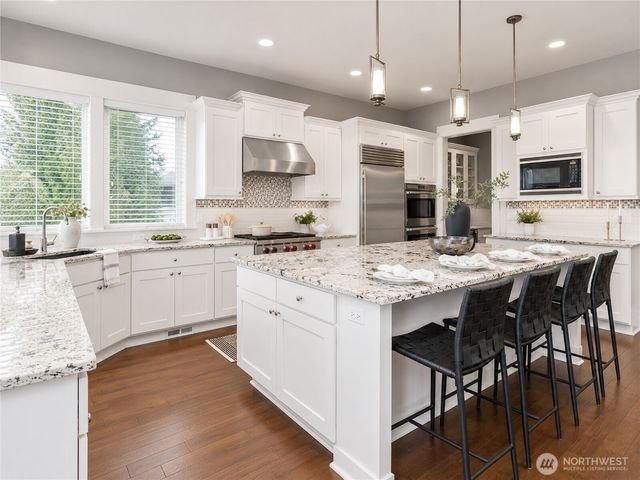 3232 112th Avenue SE, Bellevue, WA 98004