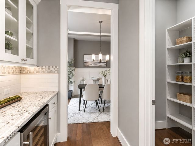 3232 112th Avenue SE, Bellevue, WA 98004