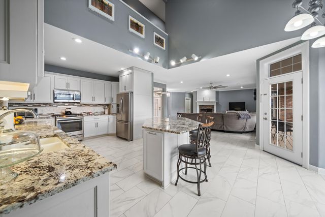 16 Stonegate Shores Drive, Hot Springs, AR 71913