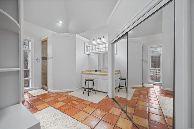 16 Stonegate Shores Drive, Hot Springs, AR 71913