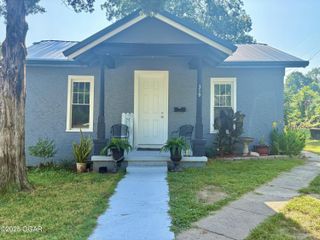 319 S Washington Street, Neosho, MO 64850