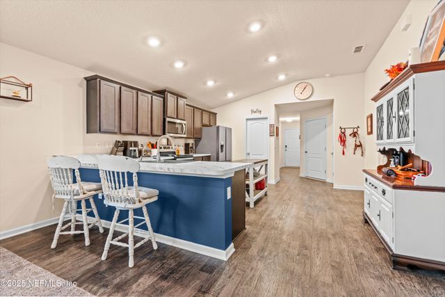 2414 OAK STREAM Drive, Green Cove Springs, FL 32043