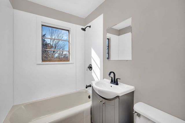 537 Saint George Street, Ottawa, IL 61350