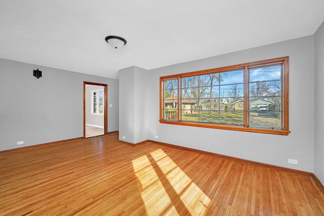 537 Saint George Street, Ottawa, IL 61350