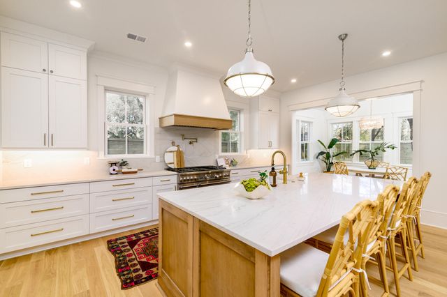 1450 Barbara Street, Mount Pleasant, SC 29464