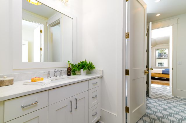 1450 Barbara Street, Mount Pleasant, SC 29464