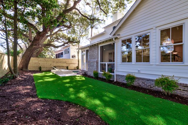 1450 Barbara Street, Mount Pleasant, SC 29464