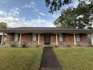 8826 Rowan Lane, Houston, TX 77036