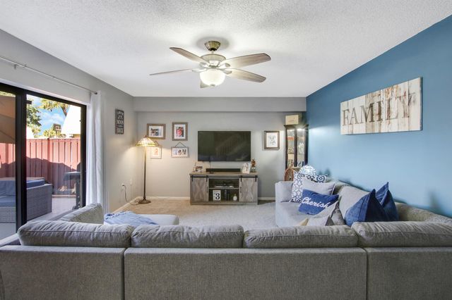 5220 52nd Way, West Palm Beach, FL 33409