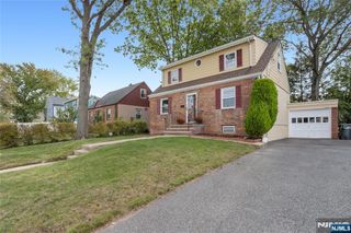 130 New Jersey Avenue, Bergenfield, NJ 07621