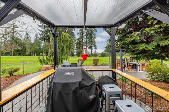 16505 Country Club Drive, Burlington, WA 98233
