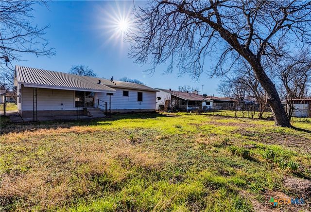 704 S 3rd Street, Copperas Cove, TX 76522