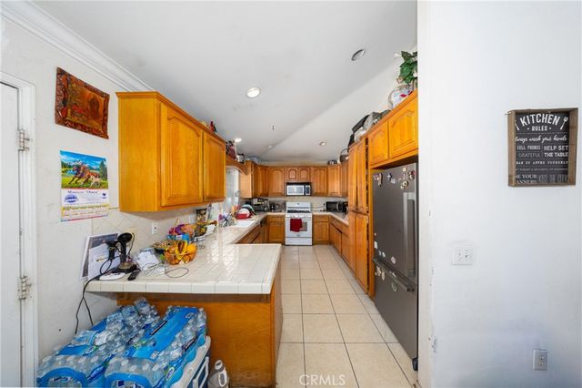 1415 Wildwood Street, Colton, CA 92324