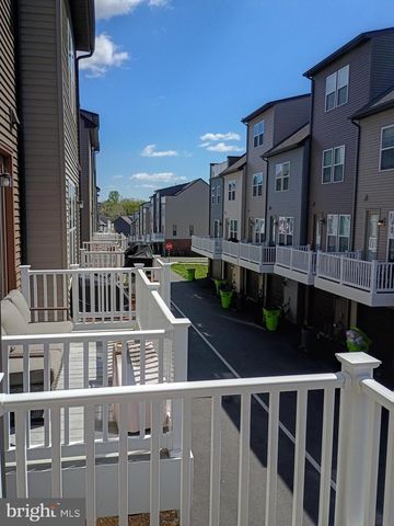 3525 CARNABY ST, Hyattsville, MD 20782
