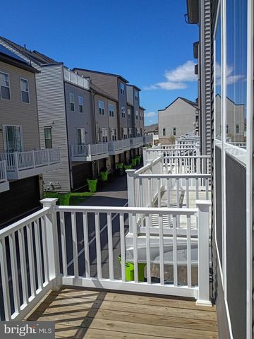 3525 CARNABY ST, Hyattsville, MD 20782