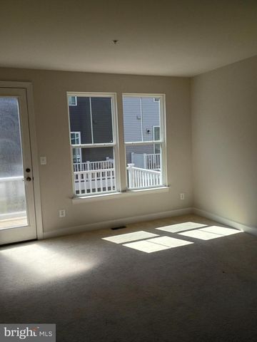 3525 CARNABY ST, Hyattsville, MD 20782