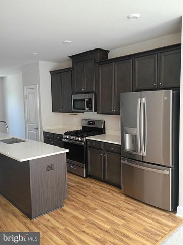 3525 CARNABY ST, Hyattsville, MD 20782