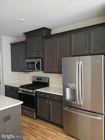 3525 CARNABY ST, Hyattsville, MD 20782