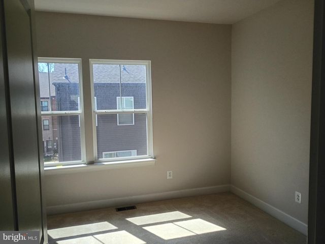 3525 CARNABY ST, Hyattsville, MD 20782