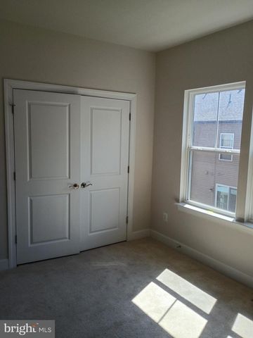 3525 CARNABY ST, Hyattsville, MD 20782
