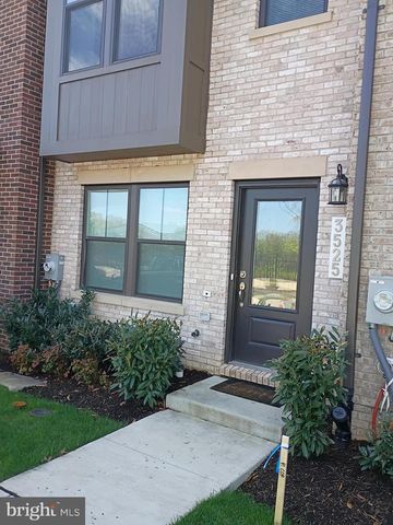 3525 CARNABY ST, Hyattsville, MD 20782