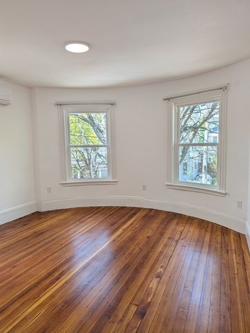 56 Bakersfield 2, Boston, MA 02125