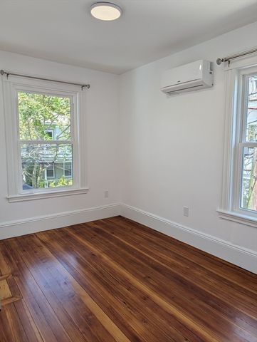 56 Bakersfield 2, Boston, MA 02125