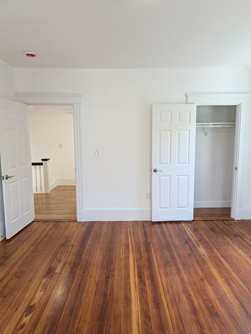 56 Bakersfield 2, Boston, MA 02125