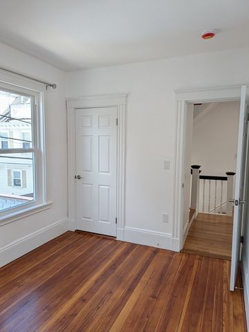56 Bakersfield 2, Boston, MA 02125