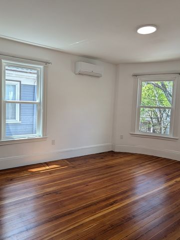 56 Bakersfield 2, Boston, MA 02125
