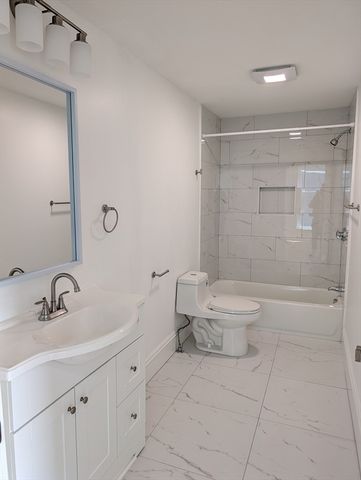 56 Bakersfield 2, Boston, MA 02125