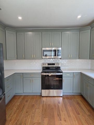 56 Bakersfield 2, Boston, MA 02125