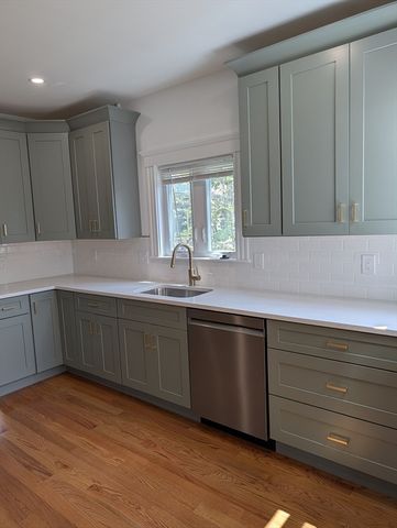56 Bakersfield 2, Boston, MA 02125