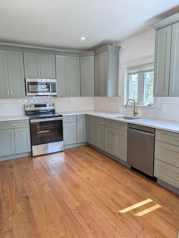 56 Bakersfield 2, Boston, MA 02125