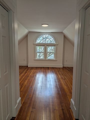 56 Bakersfield 2, Boston, MA 02125