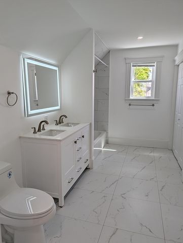 56 Bakersfield 2, Boston, MA 02125