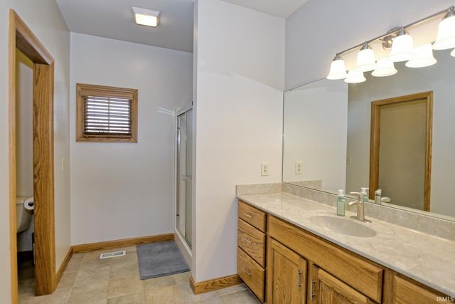 8911 Blackstone Drive, Newburgh, IN 47630