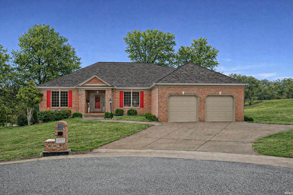 8911 Blackstone Drive, Newburgh, IN 47630