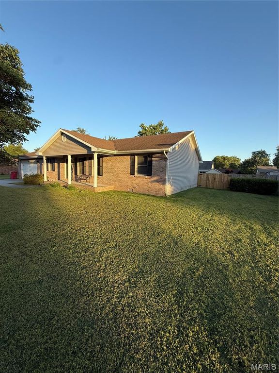 207 Linda Drive, Sikeston, MO 63801