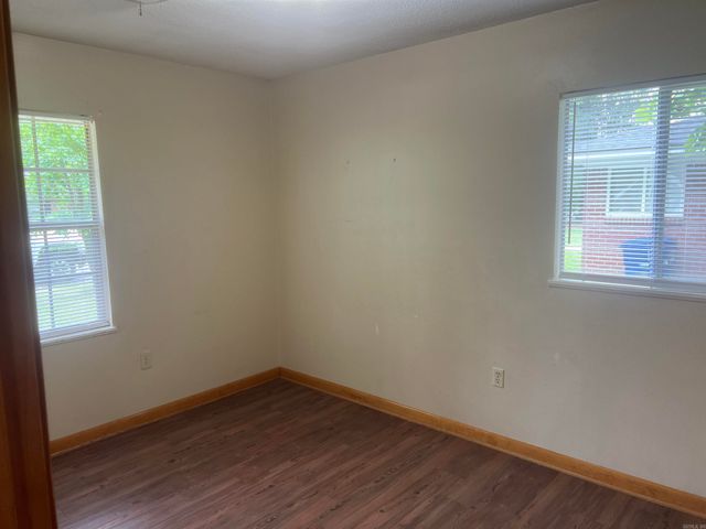 2210 Broadview Ave, Conway, AR 72034