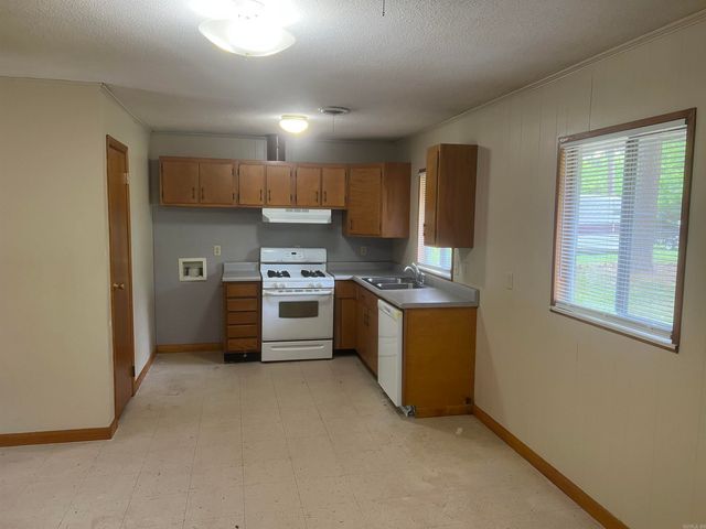 2210 Broadview Ave, Conway, AR 72034