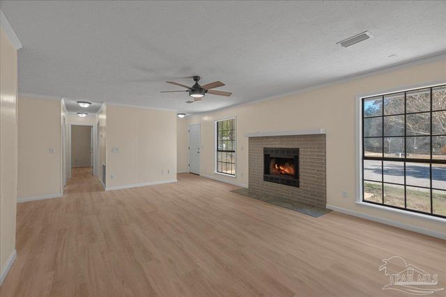 4977 Sanchez Ln, Pensacola, FL 32507