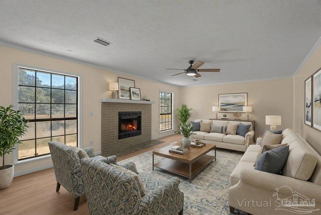 4977 Sanchez Ln, Pensacola, FL 32507