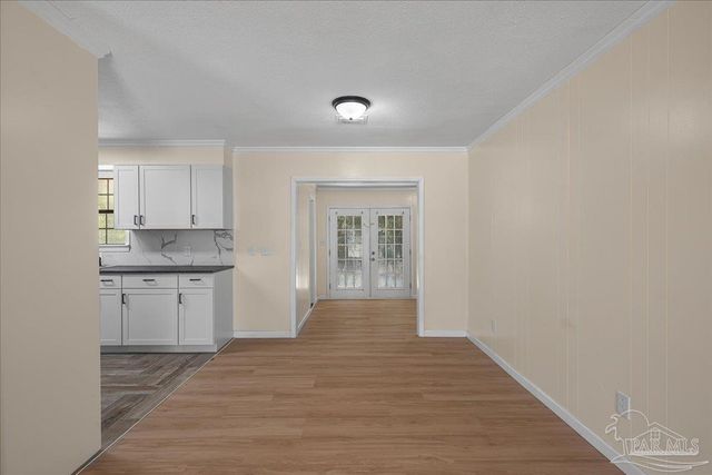 4977 Sanchez Ln, Pensacola, FL 32507